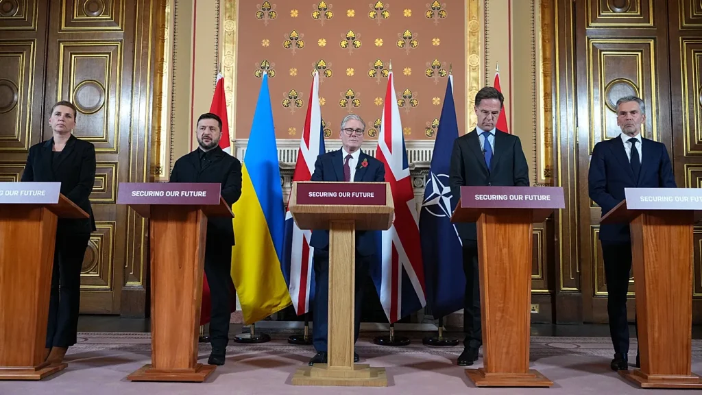 Von der Leyen Urges Rapid Ukraine EU Accession as Russia Accusations Threaten Peace Talks