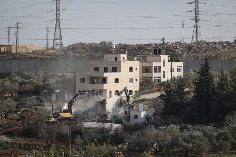 Israel Advances 9,000 Unit Settlement Plan in East Jerusalem, Threatening Prospects for Palestinian Statehood